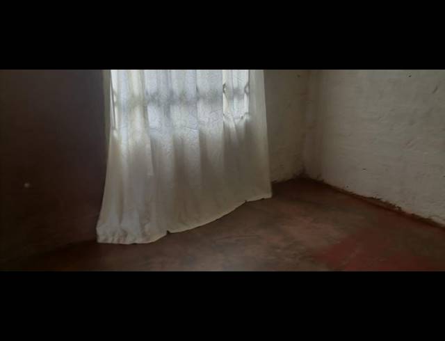 2 BEDROOM HOUSE FOR SALE IN SOSHANGUVE SOUTH